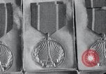 Immagine di Esercito sovietico e ufficiali di marina assegnato La Corea del Nord, 1948, secondo 32 filmato di repertorio 65675028801