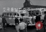 Immagine di Unificazione democratica riunione Mo Ran Pong Pyongyang Corea del Nord, 1949, secondo 12 filmato di repertorio 65675028803
