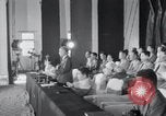 Immagine di Il procedimento di unificazione democratica riunione Mo Ran Pong Pyongyang Corea del Nord, 1949, secondo 27 filmato di repertorio 65675028804