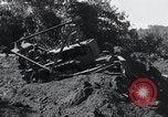 Standbild Bulldozer löscht Straße Birma, 1943, aus Sekunde 47 historischem Filmmaterial Videoclip 65675028820