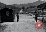 Image -NOUS Outposts n° 12 et 13 Kaesong Corée 38e parallèle, 1947, de la seconde 11 séquences d'archives historiques vidéo 65675028823
