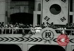 Image Celbrations sur la reprise de Séoul Séoul Corée, 1948, de la seconde 6 séquences d'archives historiques vidéo 65675028825
