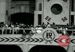 Image Celbrations sur la reprise de Séoul Séoul Corée, 1948, de la seconde 16 séquences d'archives historiques vidéo 65675028825