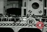 Image Celbrations sur la reprise de Séoul Séoul Corée, 1948, de la seconde 17 séquences d'archives historiques vidéo 65675028825