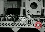Image Celbrations sur la reprise de Séoul Séoul Corée, 1948, de la seconde 26 séquences d'archives historiques vidéo 65675028825
