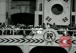 Image Celbrations sur la reprise de Séoul Séoul Corée, 1948, de la seconde 27 séquences d'archives historiques vidéo 65675028825