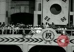 Image Celbrations sur la reprise de Séoul Séoul Corée, 1948, de la seconde 29 séquences d'archives historiques vidéo 65675028825
