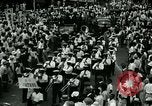 Image coréen étudiants et civils de bandes mars Séoul Corée, 1948, de la seconde 30 séquences d'archives historiques vidéo 65675028828