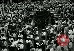 Image coréen étudiants et civils de bandes mars Séoul Corée, 1948, de la seconde 37 séquences d'archives historiques vidéo 65675028828