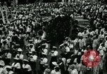 Image coréen étudiants et civils de bandes mars Séoul Corée, 1948, de la seconde 38 séquences d'archives historiques vidéo 65675028828