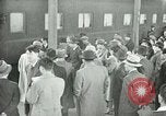Image les dirigeants nord-coréens quittent pour la Tchécoslovaquie la Corée du Nord, 1947, de la seconde 18 séquences d'archives historiques vidéo 65675028831