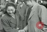 Image les dirigeants nord-coréens quittent pour la Tchécoslovaquie la Corée du Nord, 1947, de la seconde 31 séquences d'archives historiques vidéo 65675028831