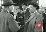Image les dirigeants nord-coréens quittent pour la Tchécoslovaquie la Corée du Nord, 1947, de la seconde 35 séquences d'archives historiques vidéo 65675028831