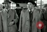 Image les dirigeants nord-coréens quittent pour la Tchécoslovaquie la Corée du Nord, 1947, de la seconde 39 séquences d'archives historiques vidéo 65675028831