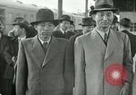 Image les dirigeants nord-coréens quittent pour la Tchécoslovaquie la Corée du Nord, 1947, de la seconde 41 séquences d'archives historiques vidéo 65675028831