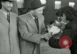 Image les dirigeants nord-coréens quittent pour la Tchécoslovaquie la Corée du Nord, 1947, de la seconde 42 séquences d'archives historiques vidéo 65675028831
