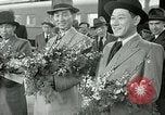 Image les dirigeants nord-coréens quittent pour la Tchécoslovaquie la Corée du Nord, 1947, de la seconde 52 séquences d'archives historiques vidéo 65675028831