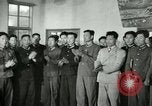Image Président du Parti des travailleurs Kim Du Bong présente des médailles Corée, 1947, de la seconde 26 séquences d'archives historiques vidéo 65675028832