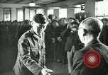 Image Président du Parti des travailleurs Kim Du Bong présente des médailles Corée, 1947, de la seconde 54 séquences d'archives historiques vidéo 65675028832