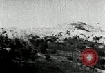 Standbild koreanischen Bauern sand Entfernen von Reis Bereich Korea, 1936, aus Sekunde 12 historischem Filmmaterial Videoclip 65675028843