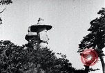 Standbild Twin Steinschnitzereien der Buddhas auf dem Berg Chan-ji Korea, 1936, aus Sekunde 26 historischem Filmmaterial Videoclip 65675028857