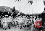Standbild koreanischen Dorfbewohnern beschwichtigen lokale Spirituosen Korea, 1936, aus Sekunde 22 historischem Filmmaterial Videoclip 65675028858