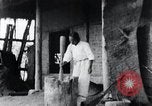 Image le talonnement et le meulage Corée, 1936, de la seconde 35 séquences d'archives historiques vidéo 65675028863