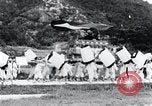 Standbild koreanischen Bauern in einen Trauerzug Korea, 1936, aus Sekunde 14 historischem Filmmaterial Videoclip 65675028870