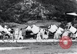 Standbild koreanischen Bauern in einen Trauerzug Korea, 1936, aus Sekunde 18 historischem Filmmaterial Videoclip 65675028870