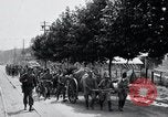 Immagine di Esercito giapponese che occupa la città come abitanti watch Kyongsong Corea, 1945, secondo 9 filmato di repertorio 65675028871