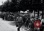 Immagine di Esercito giapponese che occupa la città come abitanti watch Kyongsong Corea, 1945, secondo 23 filmato di repertorio 65675028871