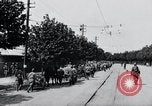 Immagine di Esercito giapponese che occupa la città come abitanti watch Kyongsong Corea, 1945, secondo 36 filmato di repertorio 65675028871