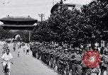 Standbild US-Firma B 184th Infanterie Regiment Kyongsong Südkorea, 1945, aus Sekunde 13 historischem Filmmaterial Videoclip 65675028873