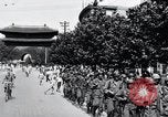 Standbild US-Firma B 184th Infanterie Regiment Kyongsong Südkorea, 1945, aus Sekunde 18 historischem Filmmaterial Videoclip 65675028873