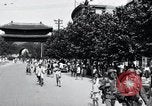 Standbild US-Firma B 184th Infanterie Regiment Kyongsong Südkorea, 1945, aus Sekunde 24 historischem Filmmaterial Videoclip 65675028873