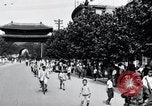 Standbild US-Firma B 184th Infanterie Regiment Kyongsong Südkorea, 1945, aus Sekunde 25 historischem Filmmaterial Videoclip 65675028873