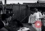 Immagine di Armi e contrabands Seoul COREA, 1948, secondo 49 filmato di repertorio 65675028876