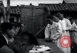 Immagine di Armi e contrabands Seoul COREA, 1948, secondo 51 filmato di repertorio 65675028876