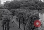Standbild Straßen mit Menschen und Fahrzeugen Saigon Vietnam, 1955, aus Sekunde 6 historischem Filmmaterial Videoclip 65675028880