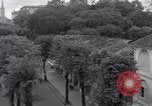 Standbild Straßen mit Menschen und Fahrzeugen Saigon Vietnam, 1955, aus Sekunde 8 historischem Filmmaterial Videoclip 65675028880