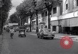 Standbild Straßen mit Menschen und Fahrzeugen Saigon Vietnam, 1955, aus Sekunde 22 historischem Filmmaterial Videoclip 65675028880