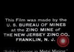 Standbild Zink Pflanze Arbeitnehmer Franklin New Jersey USA, 1914, aus Sekunde 12 historischem Filmmaterial Videoclip 65675028892