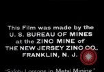 Standbild Zink Pflanze Arbeitnehmer Franklin New Jersey USA, 1914, aus Sekunde 26 historischem Filmmaterial Videoclip 65675028892