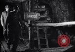Standbild Ausschachtung in Zinkmine Franklin New Jersey USA, 1914, aus Sekunde 16 historischem Filmmaterial Videoclip 65675028897