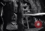 Standbild Ausschachtung in Zinkmine Franklin New Jersey USA, 1914, aus Sekunde 40 historischem Filmmaterial Videoclip 65675028897