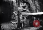Standbild Ausschachtung in Zinkmine Franklin New Jersey USA, 1914, aus Sekunde 54 historischem Filmmaterial Videoclip 65675028897
