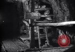 Standbild Ausschachtung in Zinkmine Franklin New Jersey USA, 1914, aus Sekunde 55 historischem Filmmaterial Videoclip 65675028897