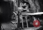 Standbild Ausschachtung in Zinkmine Franklin New Jersey USA, 1914, aus Sekunde 56 historischem Filmmaterial Videoclip 65675028897