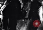 Standbild verletzt Miner's Rescue Franklin New Jersey USA, 1914, aus Sekunde 16 historischem Filmmaterial Videoclip 65675028901