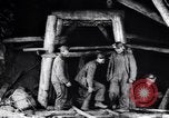 Standbild mine Arbeitnehmer Franklin New Jersey USA, 1914, aus Sekunde 48 historischem Filmmaterial Videoclip 65675028907